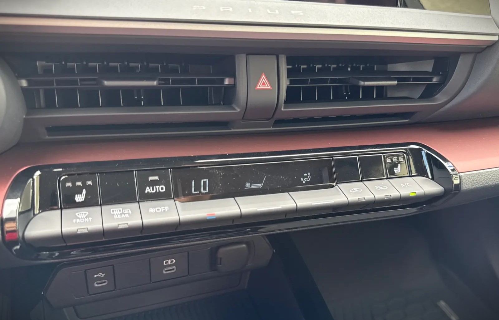 Temperature of a Toyota car set to "LO"